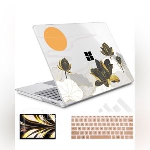 🚨NWT!! PLASTIC HARD SHELL CASE,KEYBOARD COVER SCREEN PROTECTOR 💻